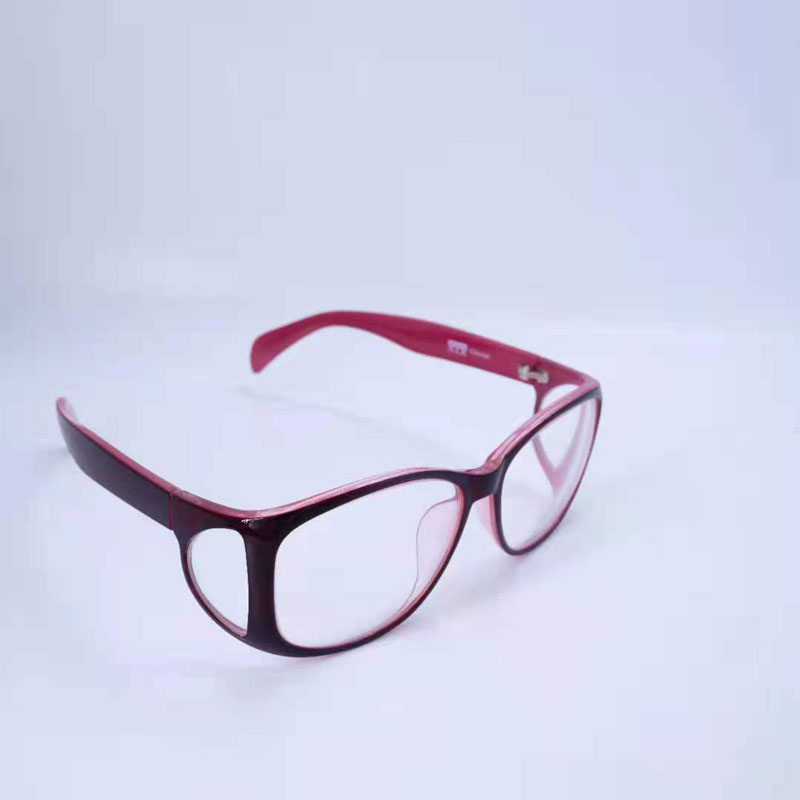 防護眼鏡